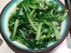 清炒小白菜-小凤庭·地道湖北菜武昌鱼·藕汤(38年黄鹤楼店)