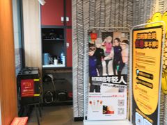 -麦当劳(莘松路芭比伦DT店)