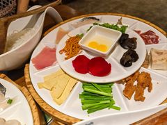 -芸南道·过桥米线(昆明老街旗舰店)