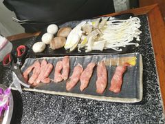 -红泥小火炉·东北泥炉烤肉(天一旗舰店)