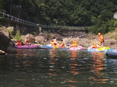 -安吉龙王山峡谷漂流