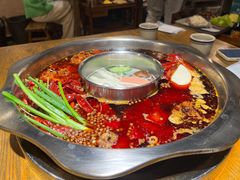 鸳鸯锅-周幺妹重庆老火锅(银泰城总店)