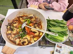 -刘姐啤酒鱼民族演艺餐厅(西街总店)