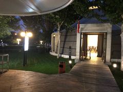 -九十九顶毡房(阜石路店)