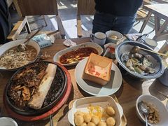 -蜜桃餐厅·伴山(湖滨商业街店)