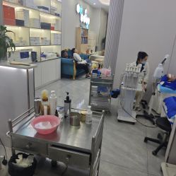 -痘院士专业祛痘皮肤管理