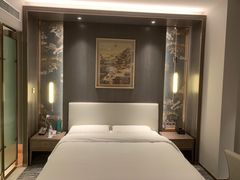-上海世茂皇家艾美酒店