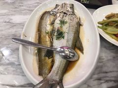 清蒸白鱼-独一处·物新集市(红谷滩店)