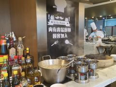 自助调料区-都会尚膳·海鲜自助餐厅(重庆万豪酒店)