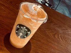 -星巴克(西安曲江银泰店)