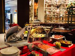 自助取餐区-恰餐厅及酒吧 CHAR Bar & Grill (北京丽都皇冠假日店)