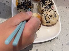 -小杨生煎(金山百联购物中心3楼店)