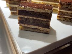 -岷山饭店-芝芝自助餐厅