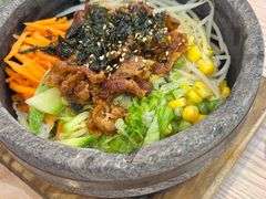 五花肉石锅拌饭-金石陈朝鲜拌饭(东城万达店)