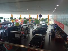 -北京鹏龙瑞星奔驰4s店(来广营店)