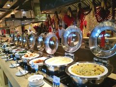 自助取餐区-River Café 海鲜自助(重庆丽笙世嘉酒店)