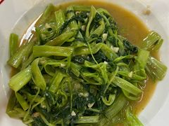 -明本湛江鸡•海鲜小厨(陈家祠店)