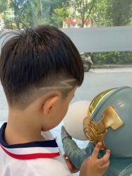 点击看大图 -初心HAlRSALON烫染接发