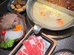 -湊湊火锅·茶憩(打浦桥日月光店)