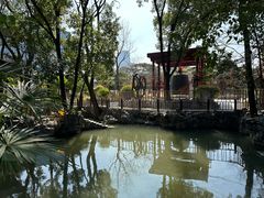 -龙华寺