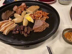 -泓0871臻选云南菜·味庄