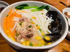 杂酱焖肉米线-云海肴·汽锅鸡·云南菜(天山百盛优客店)