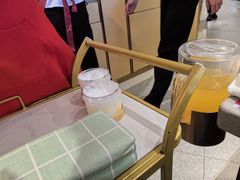 -海底捞火锅(金地广场生日主题店)