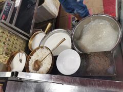 -清真老马家国华牛奶鸡蛋醪糟(正宁路店)