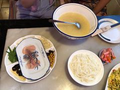 过桥米线-多味居(剪子巷店)