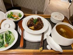-臻康乃馨月子中心(集美店)
