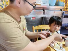 -龙巢盱眙龙虾·鸡煲·烧烤宵夜(坪洲店)