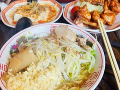 二郎系拉面-拉面莊夢語＆中华料理八椿