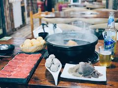 雪花肥牛-陆记牛庄·碳锅龙虾烧烤(爱上花园店)