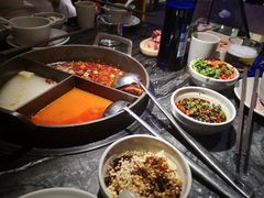 -热火朝天鲜切牛肉火锅(南强街巷店)