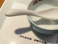 -魏铭鱼头捞饭(晋阳路店)