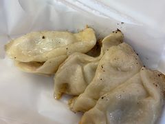 -黄阿姨锅贴大王(万航渡路店)