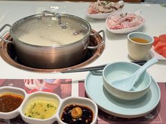 -洪氏嗨捞·猪肚鸡火锅(阳光天地店)