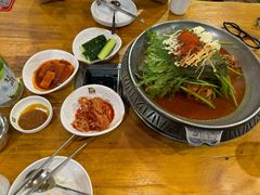 -喇喇排骨火锅·传统韩式脊骨汤(望京西园总店)