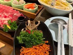 -捞王锅物料理(上海世茂广场店)