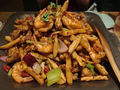 -炭舍干锅·烤鱼(扬名广场店)