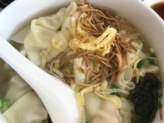-笑来喜馄饨小笼工坊店(湖滨街店)
