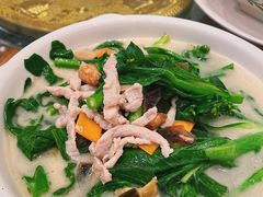 上汤菜心苗-龙桥私厨·姜花菊花过桥鱼·顺德菜(容桂店)