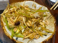 -东来菜馆•手抓海鲜家常菜•海鲜锅贴(鸽子窝店)