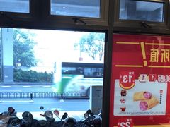 -麦当劳(江湾镇店)