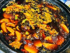 石锅沸腾牛蛙-友记功夫香·人民川菜(红牌楼店)