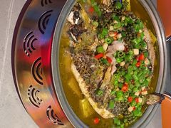 -令狐冲·炭烤活鱼(宝龙店)