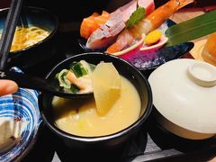 -家贺屋刺身寿司专门店