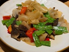 -缘生态云南菜·野生菌庭院餐厅(华侨城店)