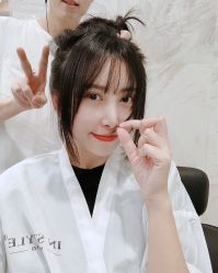-东秀护肤造型