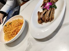 -梅利汴京烤鸭•开封豫菜地标店(东司门店)